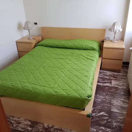 Laroca Nivi *